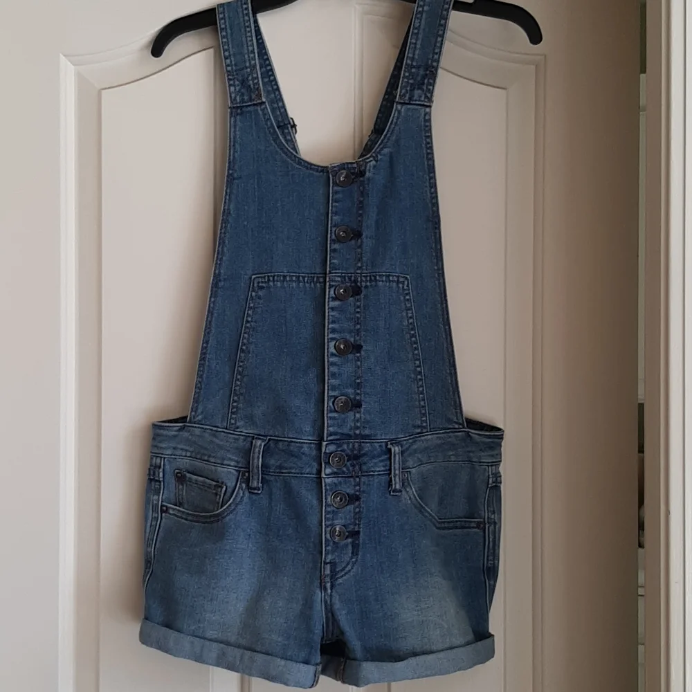 Free people overall short. - Picture 1 of 5